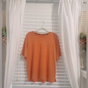 NIKE RUNNING SHIRT